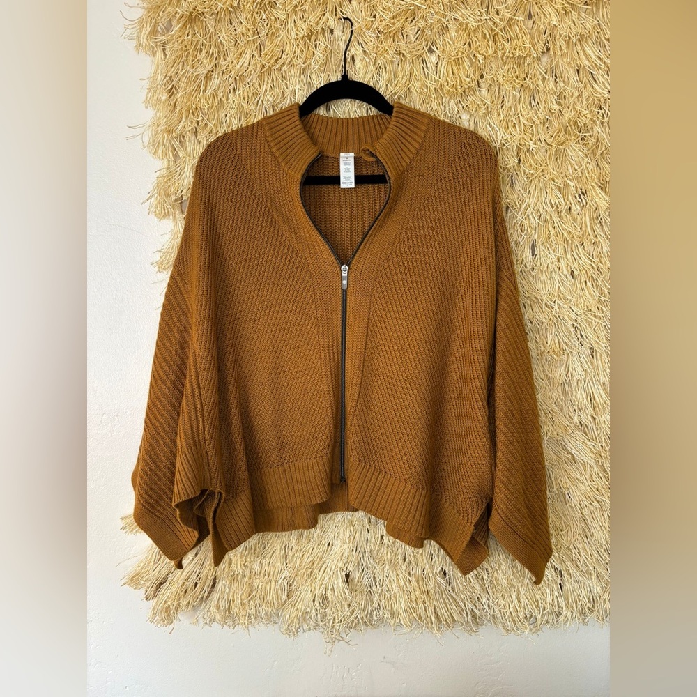 Lululemon ✨EUC✨ Softer Still Wrap- Spiced Bronze in XS/S - Picture 7 of 15